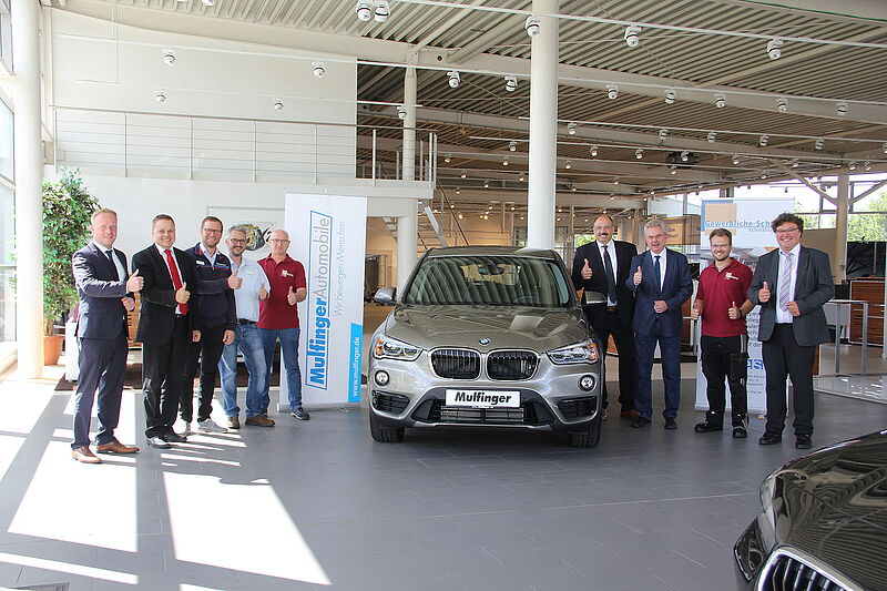 Juni 2018: Gewerbliche Schule Schwäbisch Hall erhält einen BMW X1 error_file_does_not_exist